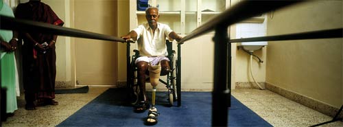 Kind bei der Blutzuckermessung