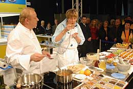 Meisterkoch Alfons Schuhbeck und Dr. Ursula Paschke, Geschäftsführerin der Halle Münsterland