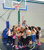 SMS Projektkinder beim Basketball-Training SMS Projektkinder beim Basketball-Training